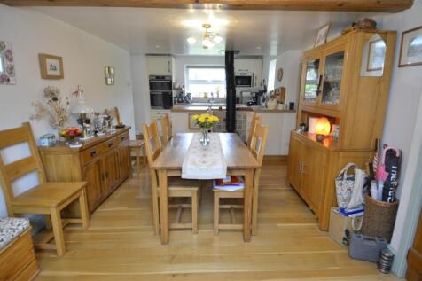 KITCHEN/ DINER