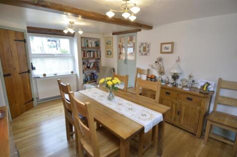 KITCHEN/ DINER