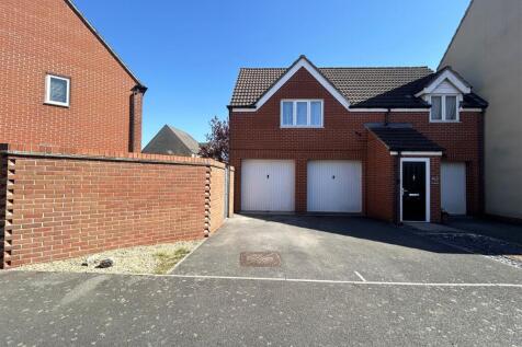GARAGE &amp; PARKING