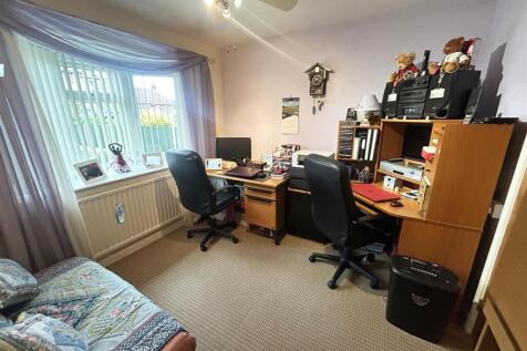 BEDROOM THREE/ DINING ROOM