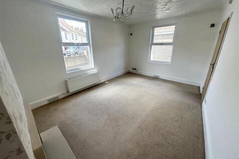 LIVING ROOM/ FOURTH BEDROOM