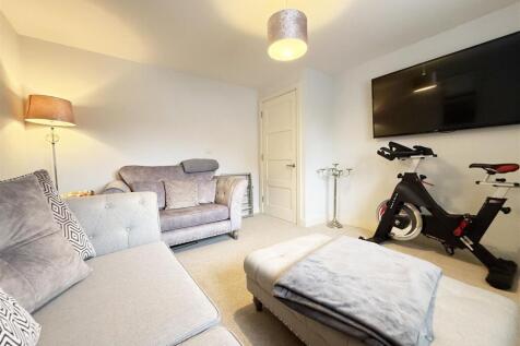 BEDROOM TWO/ LOUNGE