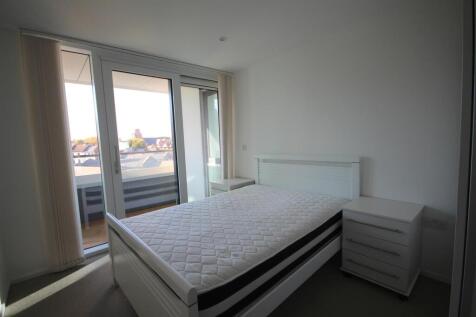 LUX APARTMENT 5.jpg