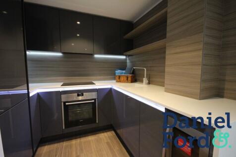 LUX APARTMENT 2.jpg