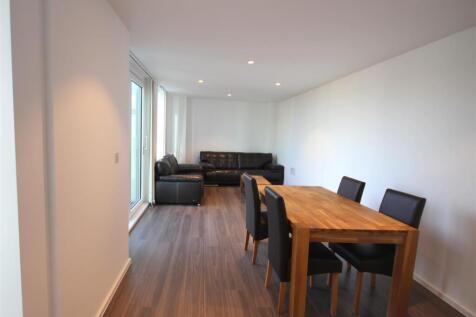 LUX APARTMENT.jpg