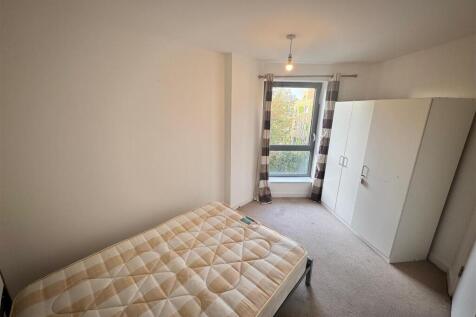 WhatsApp Image 2025-10-09 at 13.45.02 (1).jpeg