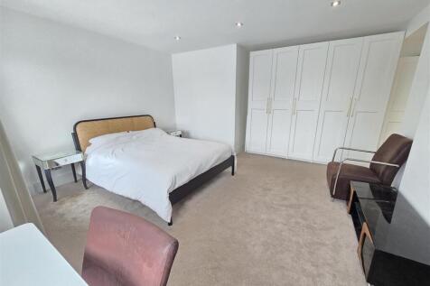 00 Bedroom 1.jpg