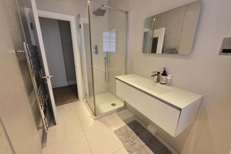 00 Shower room2.jpg