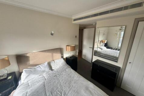 WhatsApp Image 2025-11-18 at 16.17.31.jpeg