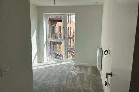 bedroom 2-1.jpeg