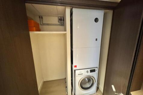 WhatsApp Image 2025-10-15 at 15.05.02 (4).jpeg