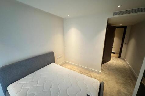 WhatsApp Image 2025-10-15 at 15.05.04 (3).jpeg