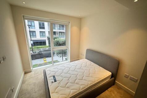 WhatsApp Image 2025-10-15 at 15.05.02.jpeg