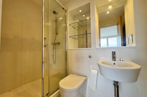 WhatsApp Image 2025-11-18 at 16.26.43 (5).jpeg