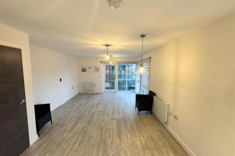 WhatsApp Image 2025-11-24 at 16.23.43 (1).jpeg