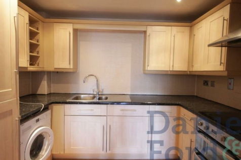 85 Glebelands Close