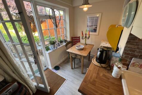 Kitchen and garden
