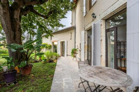 Property Image 8