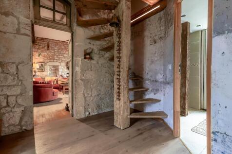 Property Image 36
