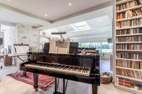Property Image 5