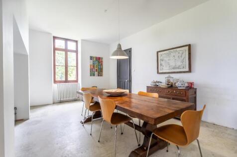 Property Image 8