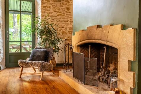 Property Image 4