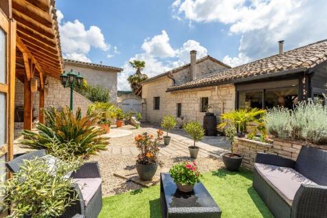 Property Image 4
