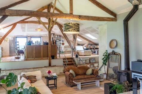 Property Image 8