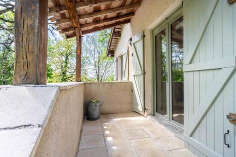 Property Image 6