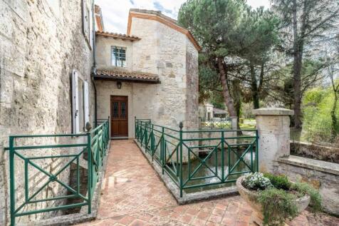 Property Image 8