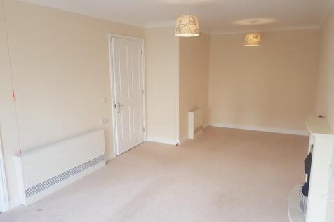 5 Eastbank Court