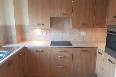 5 Eastbank Court