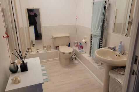Flat 2