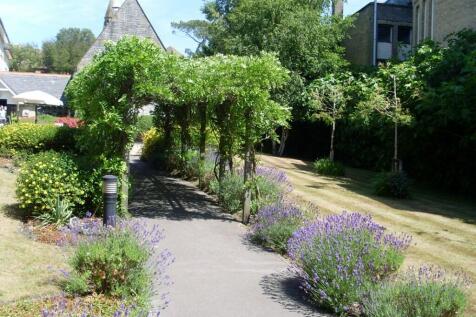 Brompton Court