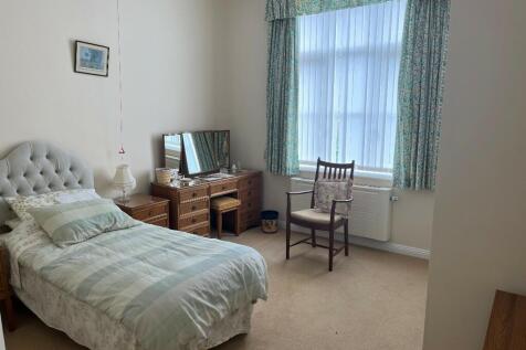 Flat 8