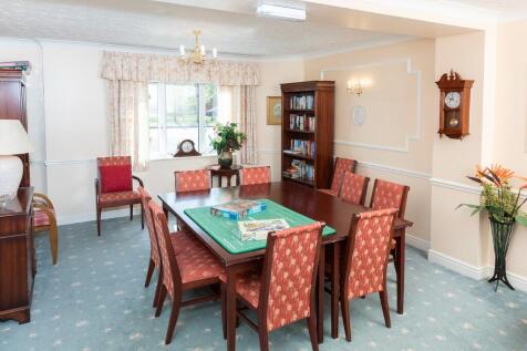 Kingsford Court
