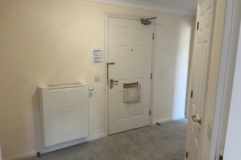 Flat 33