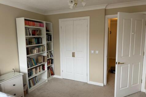 Flat 23
