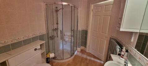 Flat 5
