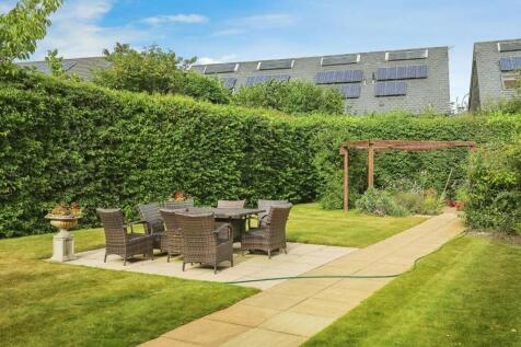 Flat 4 / Communal