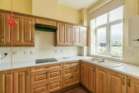Flat 4 / Communal