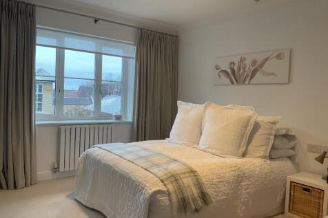 Flat 18