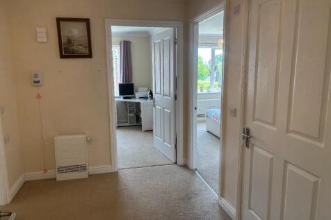Flat 51