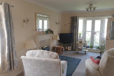 Flat 17