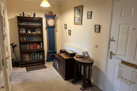 Flat 46