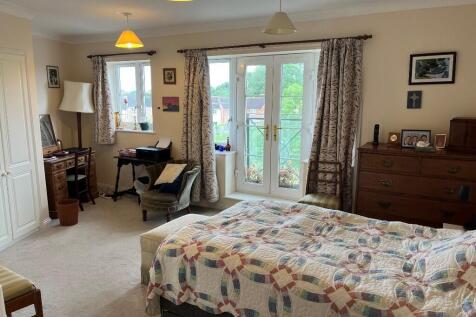Flat 46