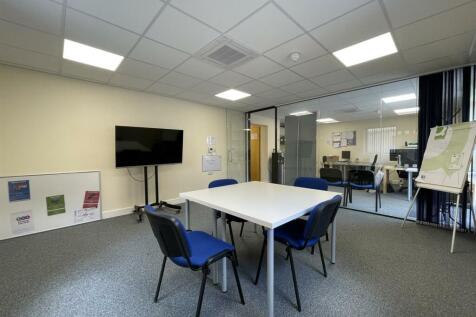 6 Meeting Room.JPEG