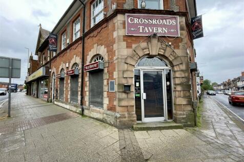 6 Frontage.JPEG