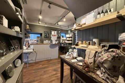 15 Homeware and Gifts.JPG