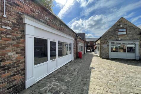 2 Frontage.JPEG